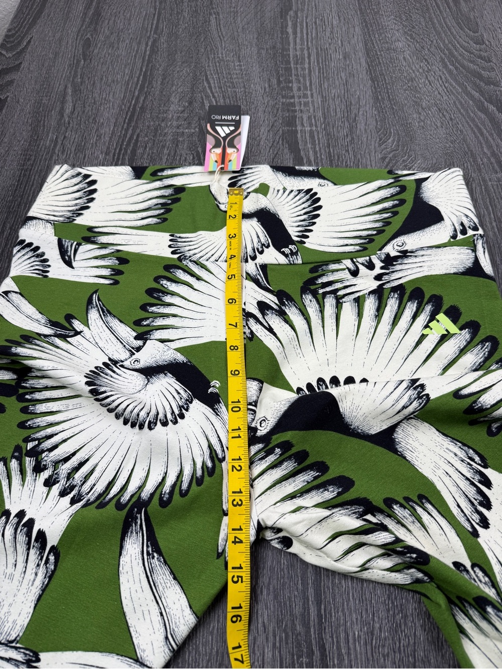 Farm Rio x Adidas Bike shorts NWT Women’s Size 1X - Picture 6 of 9